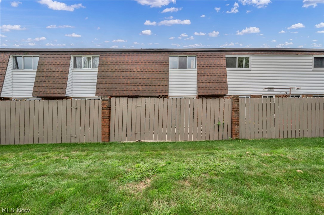 2556 Shakespeare Lane Avon OH 44011