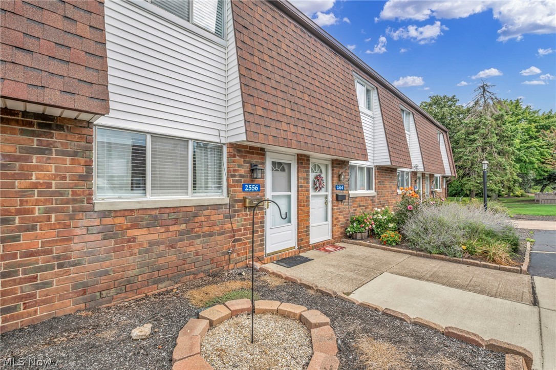 2556 Shakespeare Lane Avon OH 44011