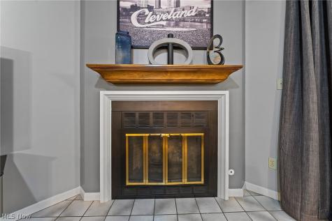 1339 Fox Run Drive Youngstown OH 44512