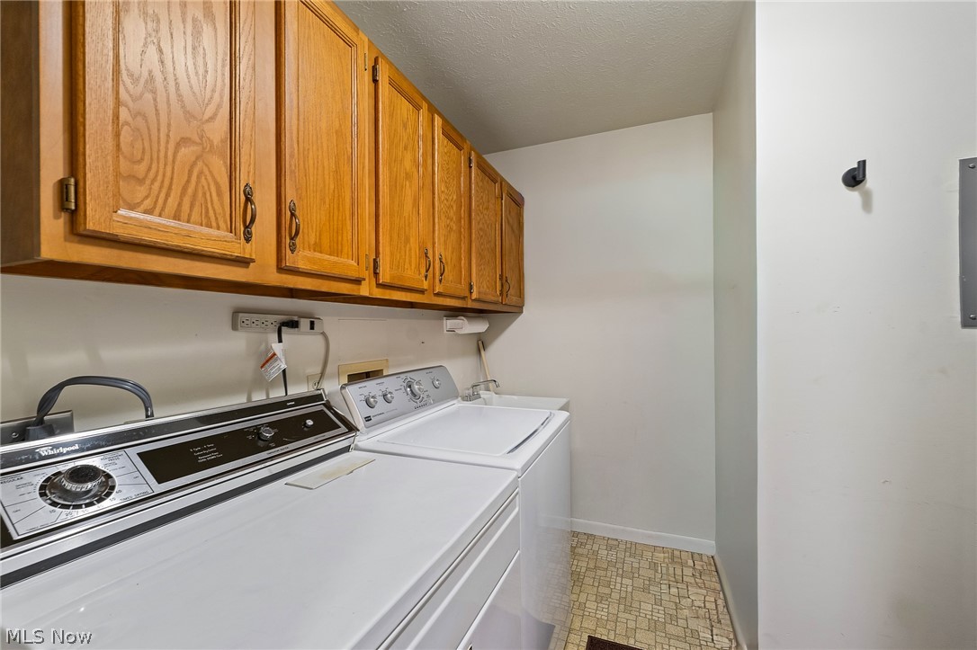 1339 Fox Run Drive Youngstown OH 44512