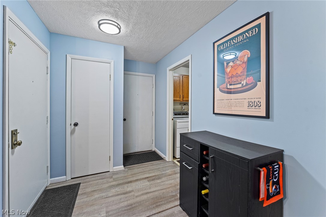 1339 Fox Run Drive Youngstown OH 44512