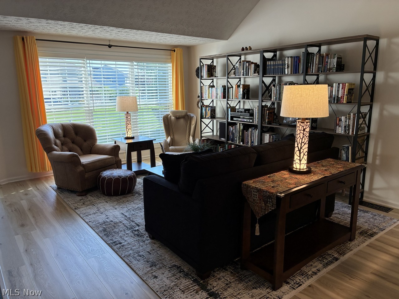 1661 Southpointe Circle NE Canton OH 44714