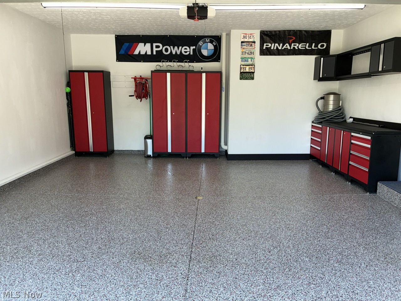1661 Southpointe Circle NE Canton OH 44714