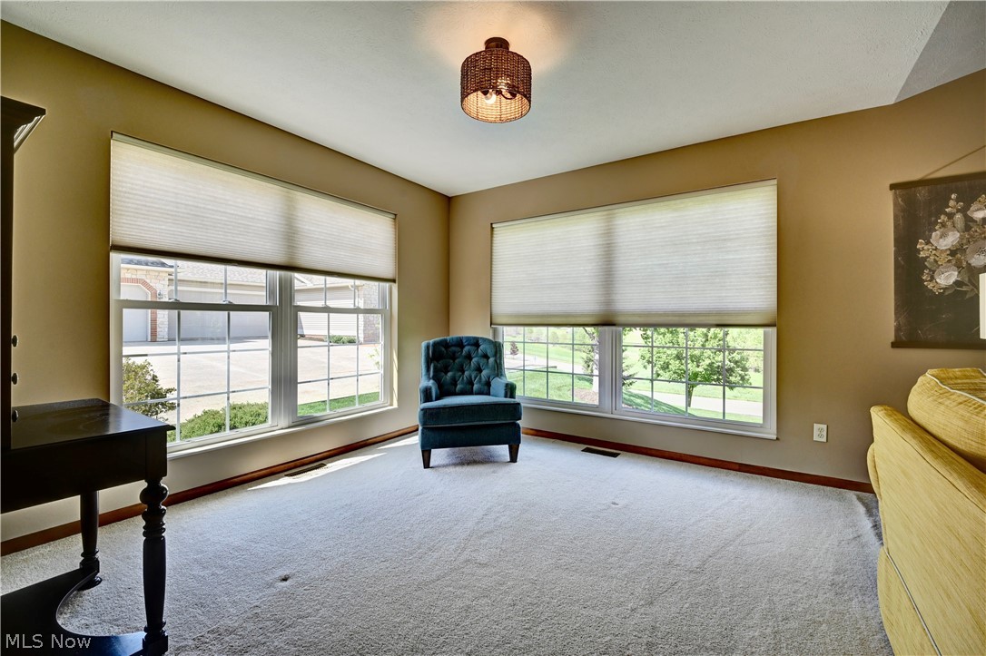 181 Heritage Crossing SE Sugarcreek OH 44681