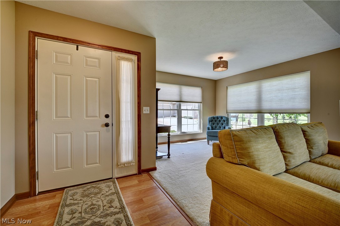 181 Heritage Crossing SE Sugarcreek OH 44681