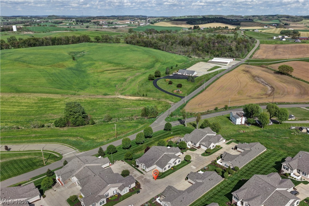 181 Heritage Crossing SE Sugarcreek OH 44681