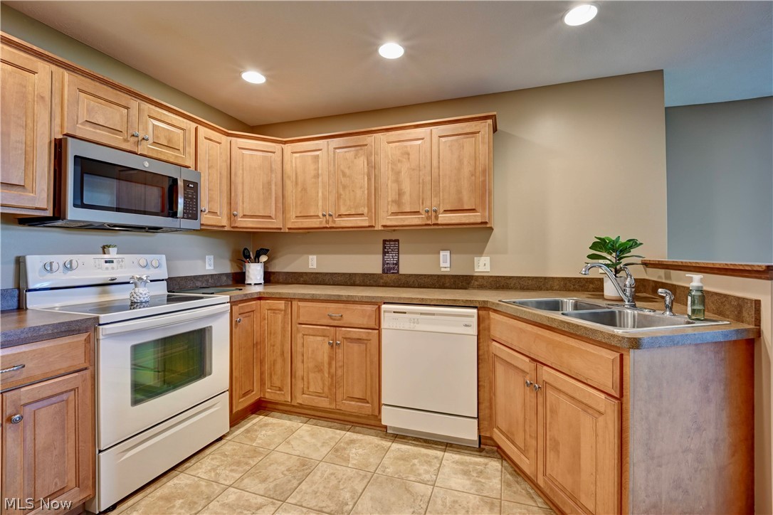 181 Heritage Crossing SE Sugarcreek OH 44681
