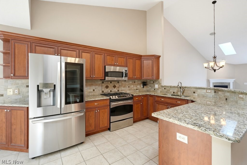 2549 River Downs Stow OH 44224