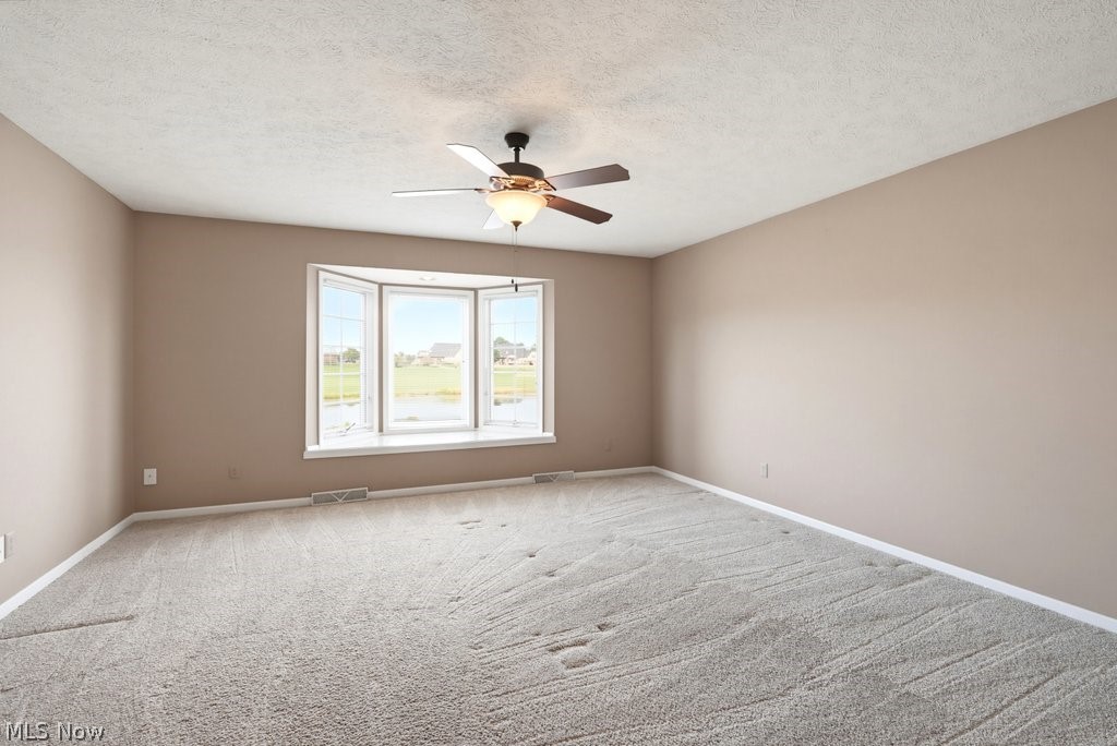2549 River Downs Stow OH 44224