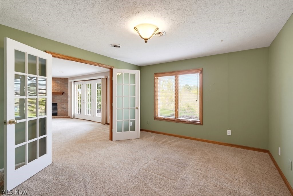 2549 River Downs Stow OH 44224
