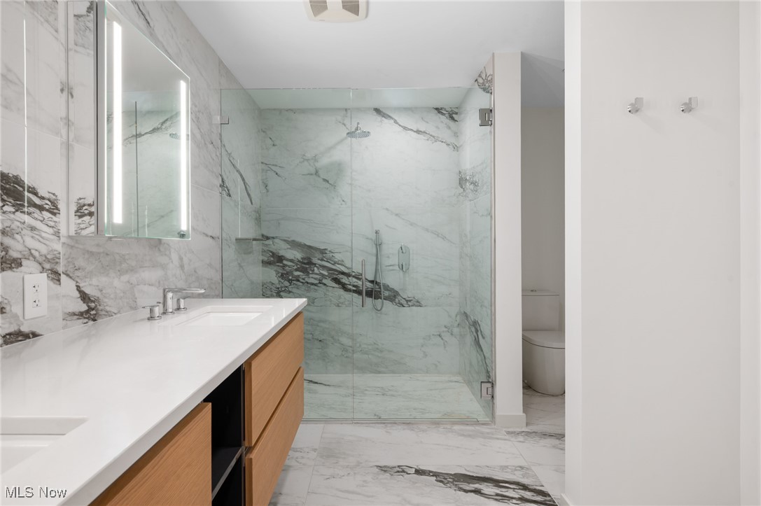 22700 Lake Road Rocky River OH 44116