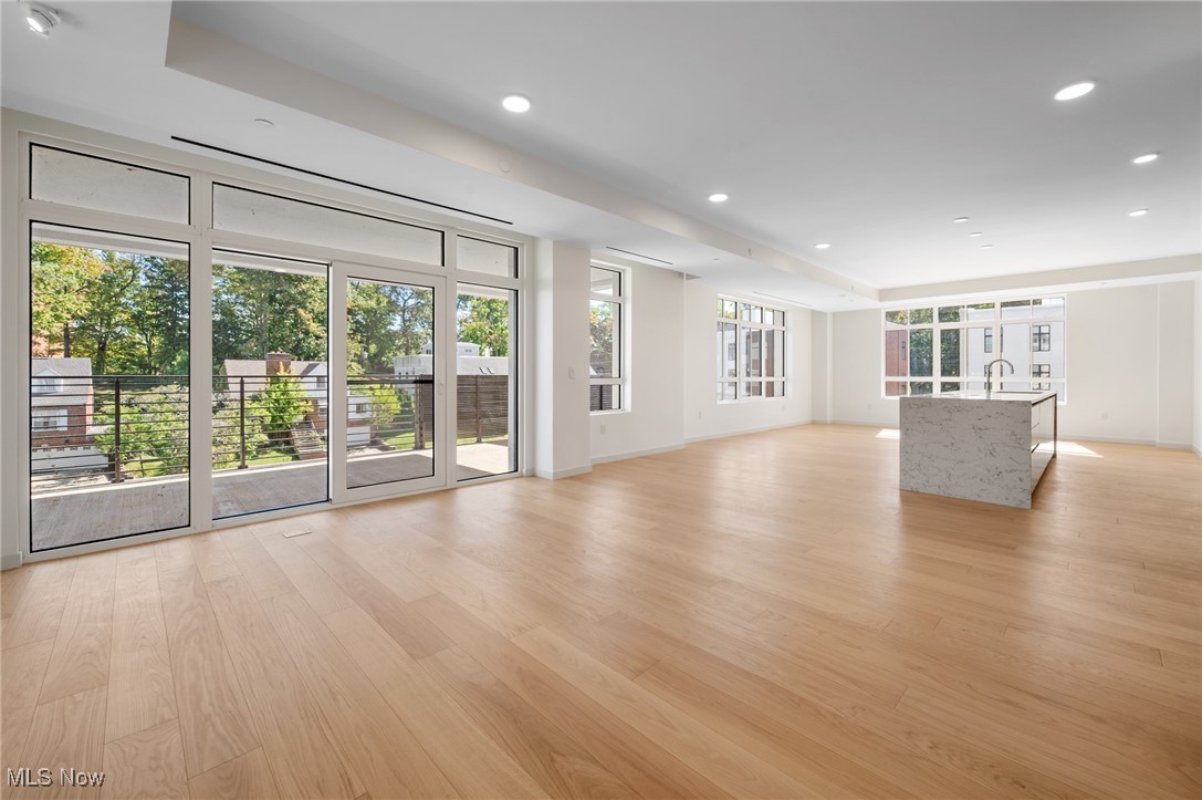 22700 Lake Road Rocky River OH 44116