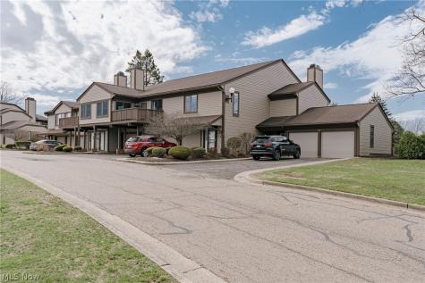 2889 Charing Cross Road NW Canton OH 44708