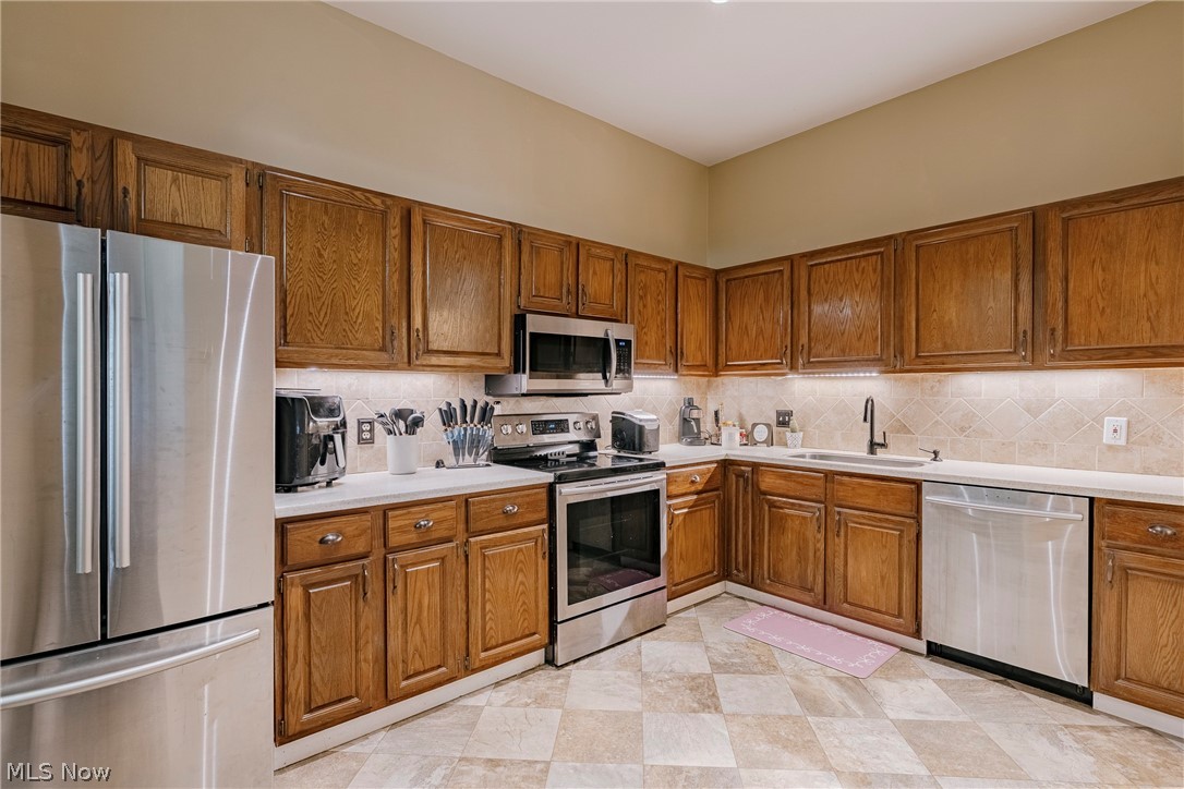 2889 Charing Cross Road NW Canton OH 44708