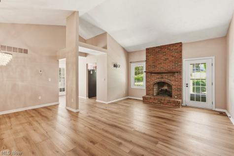 1715 Windrow Lane Broadview Heights OH 44147