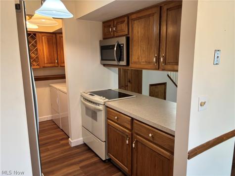 8140 Independence Drive Mentor OH 44060