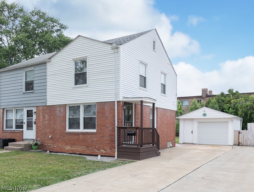 14212 Gramatan Avenue Cleveland OH 44111