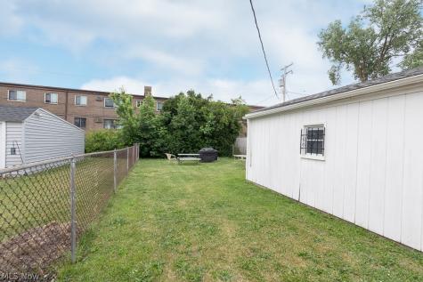 14212 Gramatan Avenue Cleveland OH 44111
