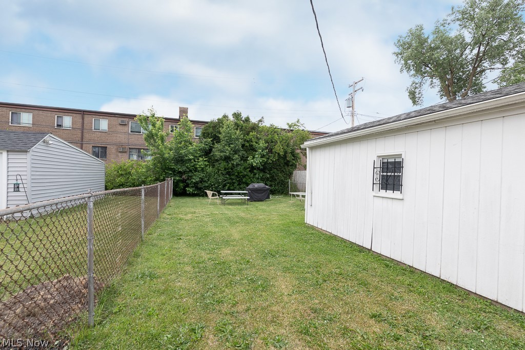 14212 Gramatan Avenue Cleveland OH 44111