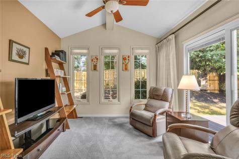 42 Pond Drive Rocky River OH 44116