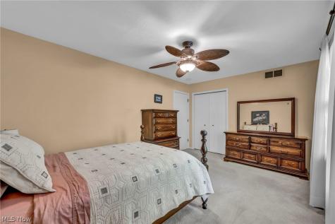 42 Pond Drive Rocky River OH 44116
