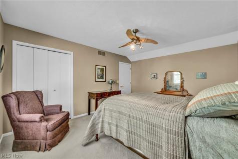 42 Pond Drive Rocky River OH 44116