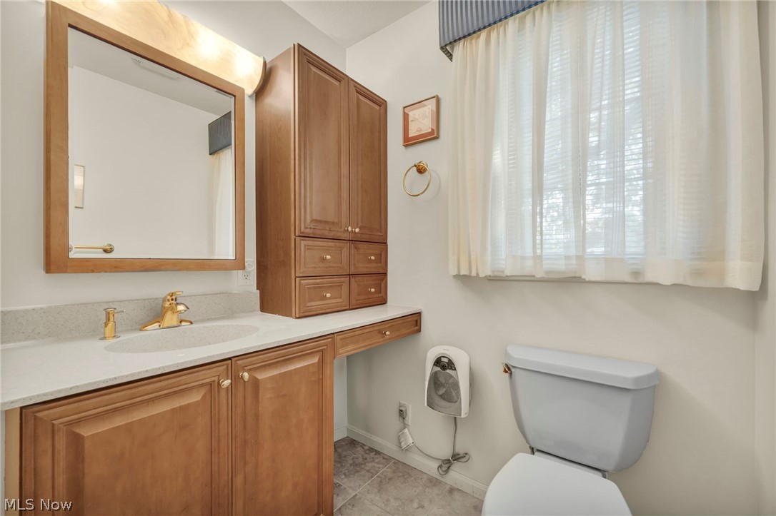 42 Pond Drive Rocky River OH 44116