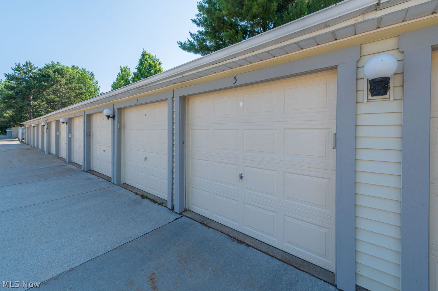 2877 N Bay #O5 Drive Westlake OH 44145