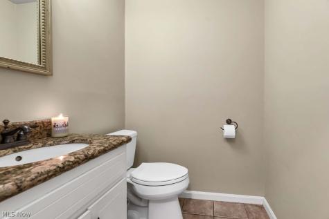 1239 Harwich Court Rocky River OH 44116