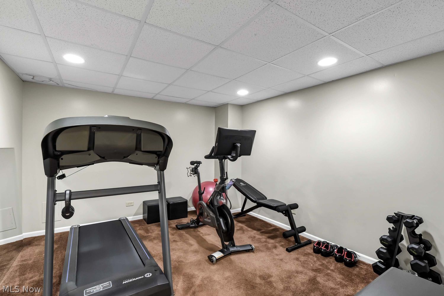 1239 Harwich Court Rocky River OH 44116