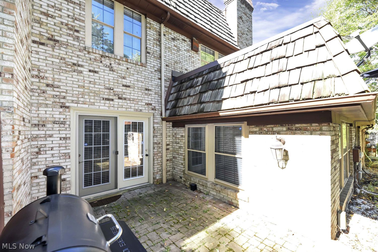 1239 Harwich Court Rocky River OH 44116