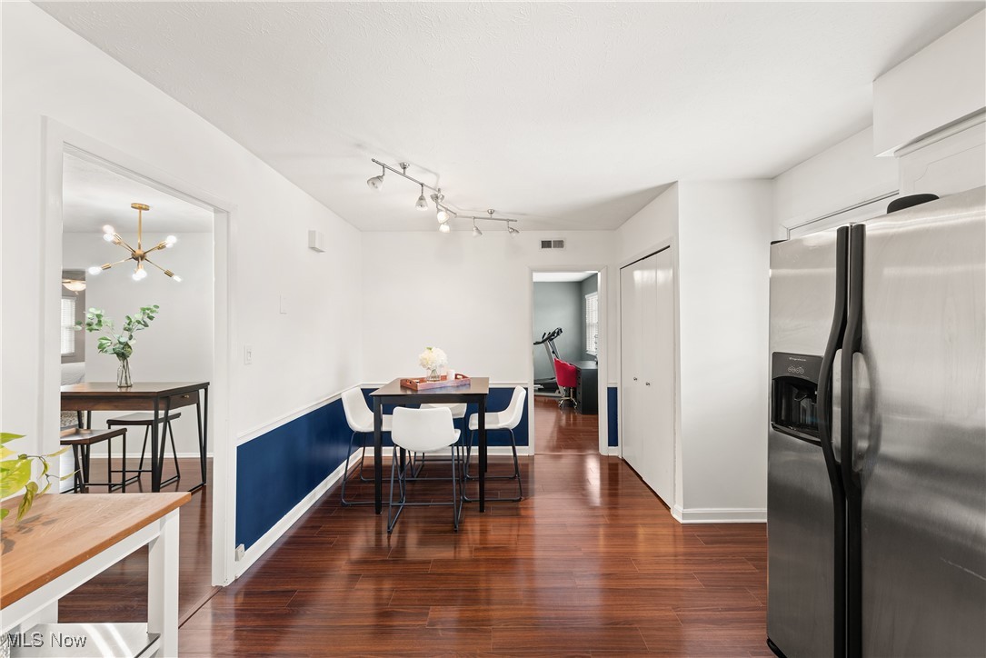 2755 Pease Drive Rocky River OH 44116