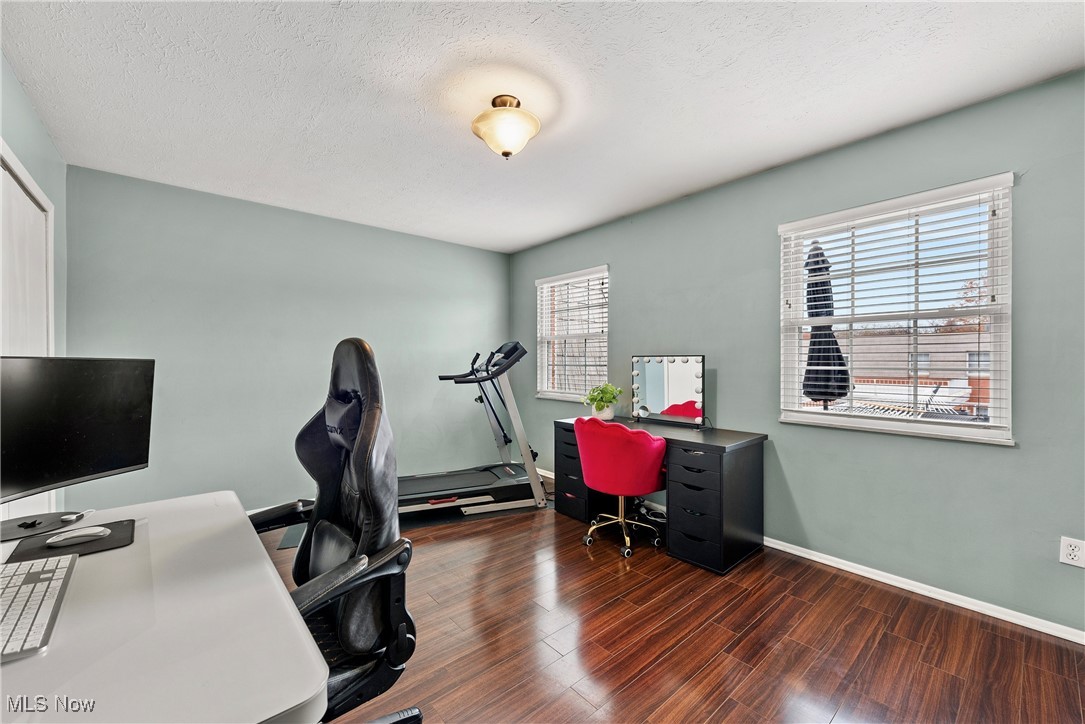 2755 Pease Drive Rocky River OH 44116