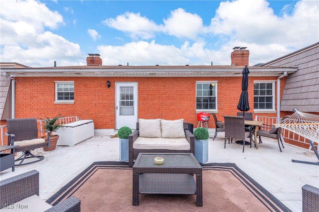 2755 Pease Drive Rocky River OH 44116