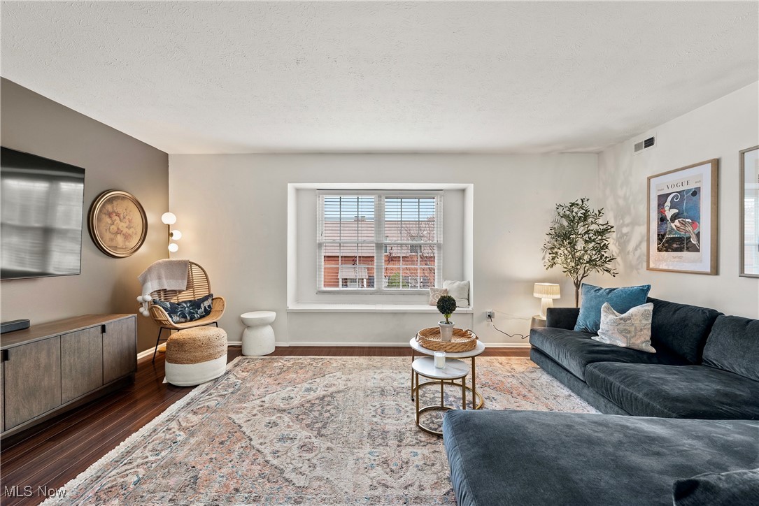 2755 Pease Drive Rocky River OH 44116