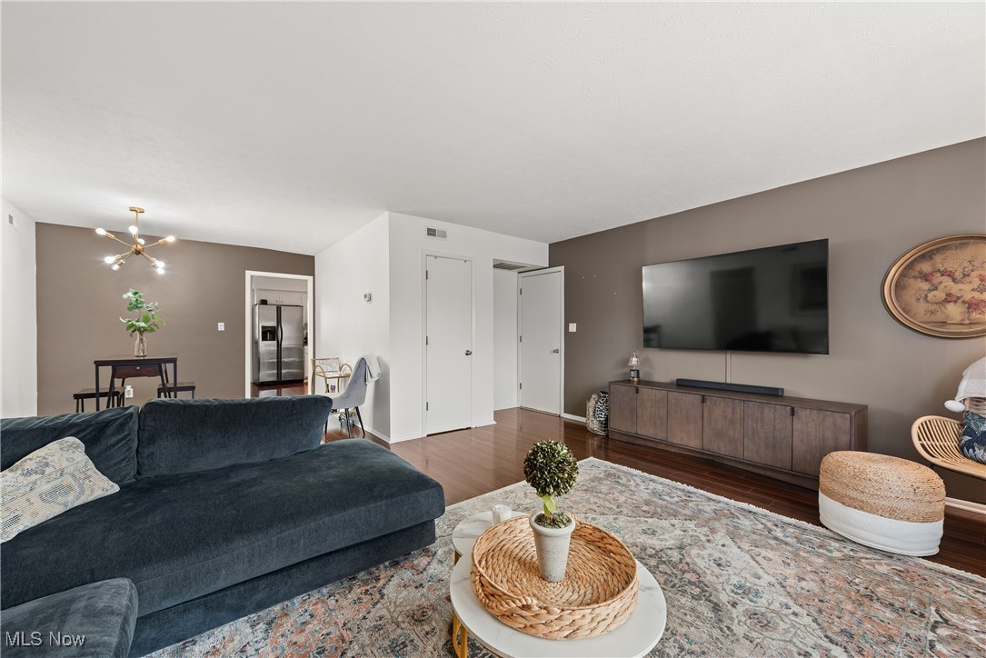 2755 Pease Drive Rocky River OH 44116