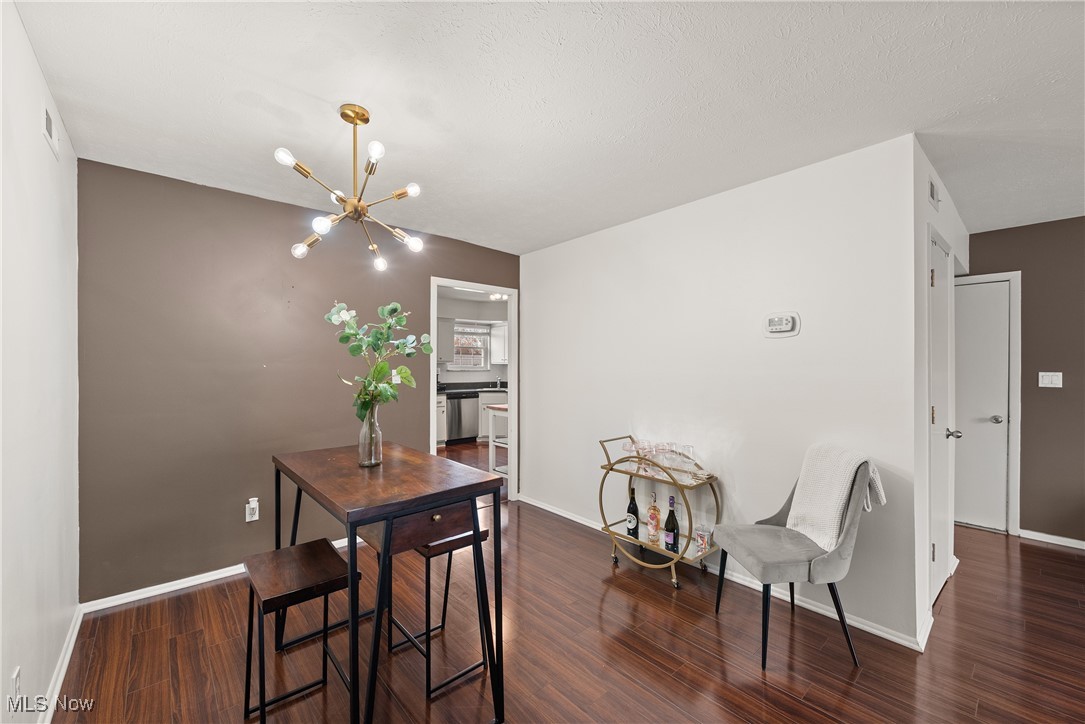 2755 Pease Drive Rocky River OH 44116