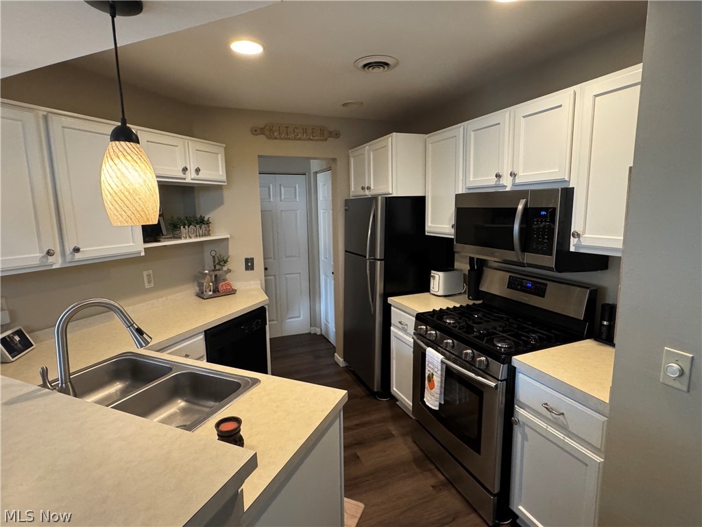 371 N Bayshore Drive Columbiana OH 44408