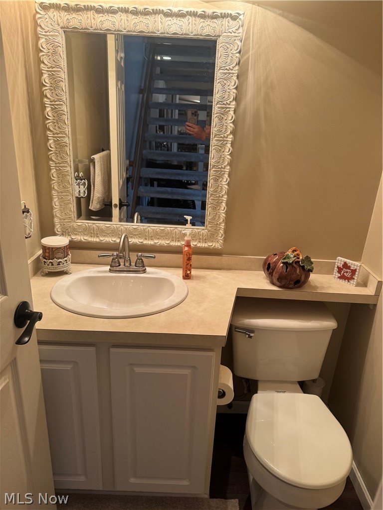 371 N Bayshore Drive Columbiana OH 44408