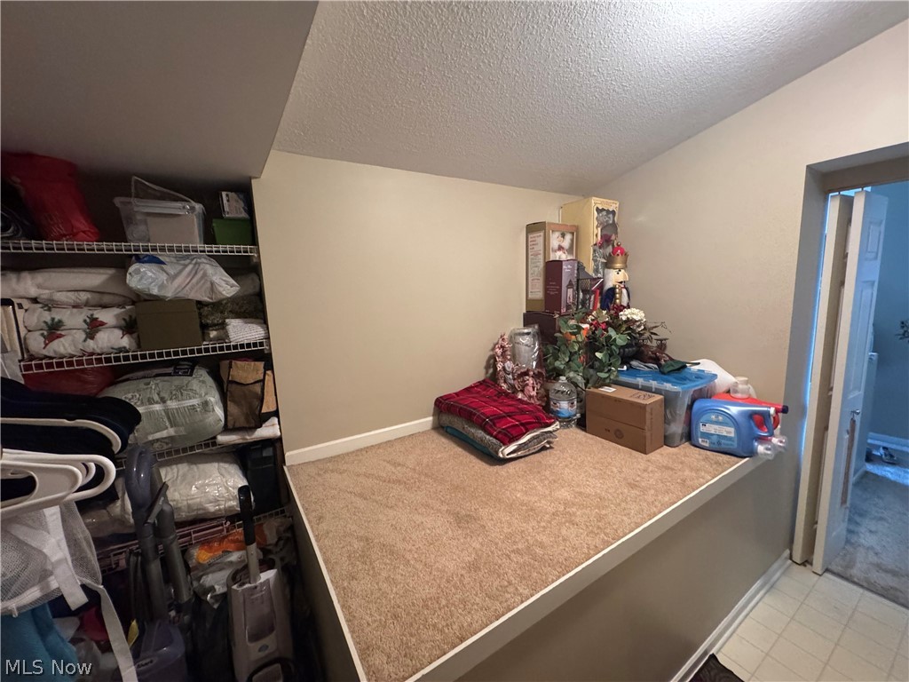 371 N Bayshore Drive Columbiana OH 44408
