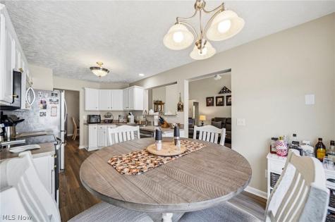 7618 Willow Woods Drive North Olmsted OH 44070