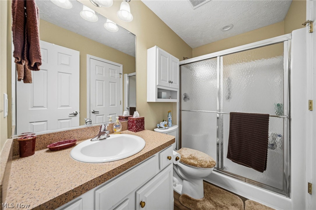 7618 Willow Woods Drive North Olmsted OH 44070