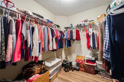 7618 Willow Woods Drive North Olmsted OH 44070