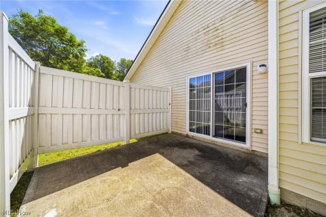 7618 Willow Woods Drive North Olmsted OH 44070