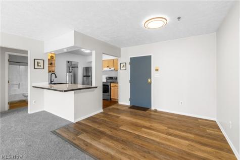 19510 Lorain Road Fairview Park OH 44126