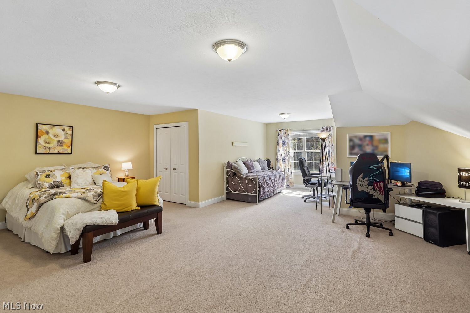 6804 Highland View Drive Parma OH 44134