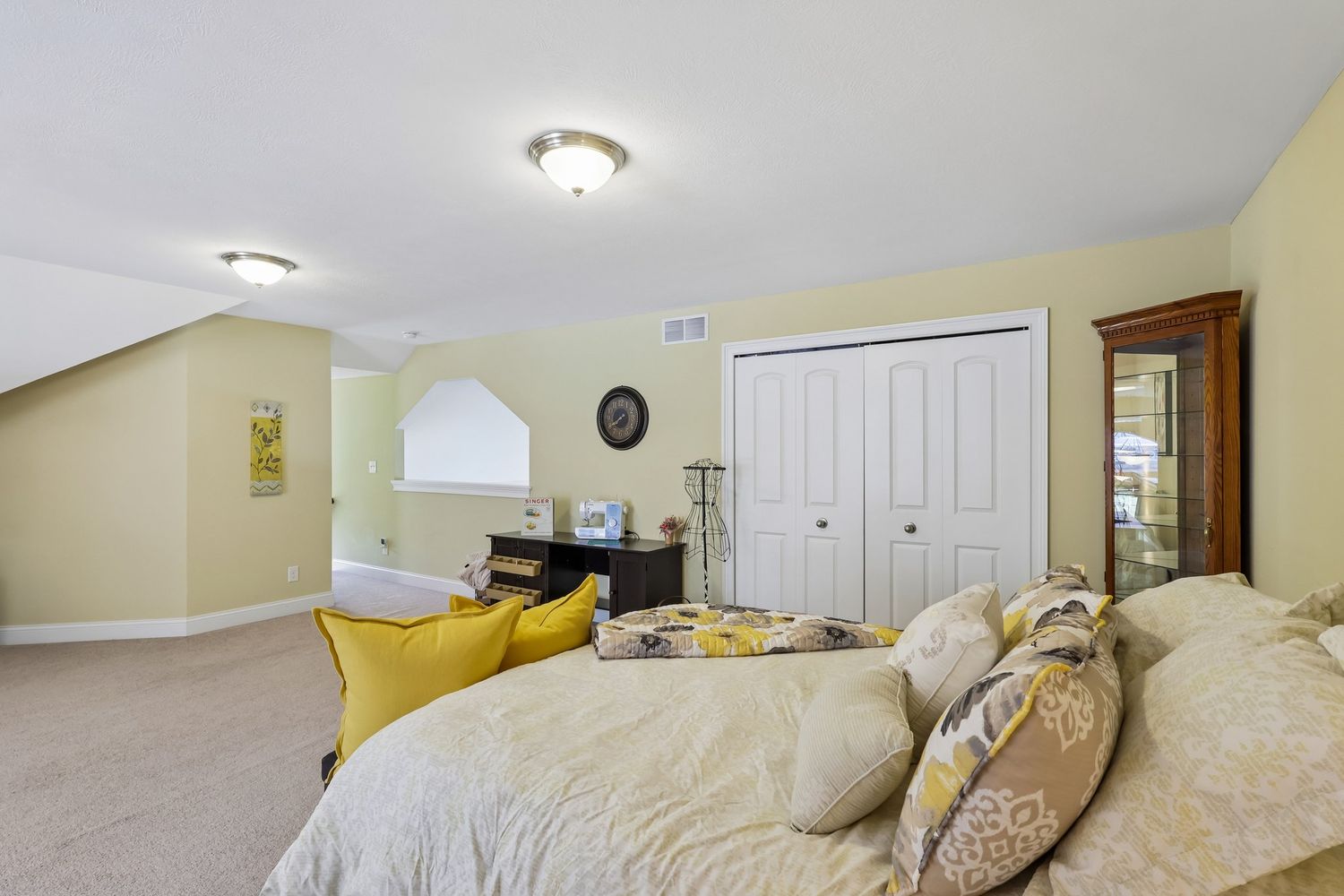 6804 Highland View Drive Parma OH 44134