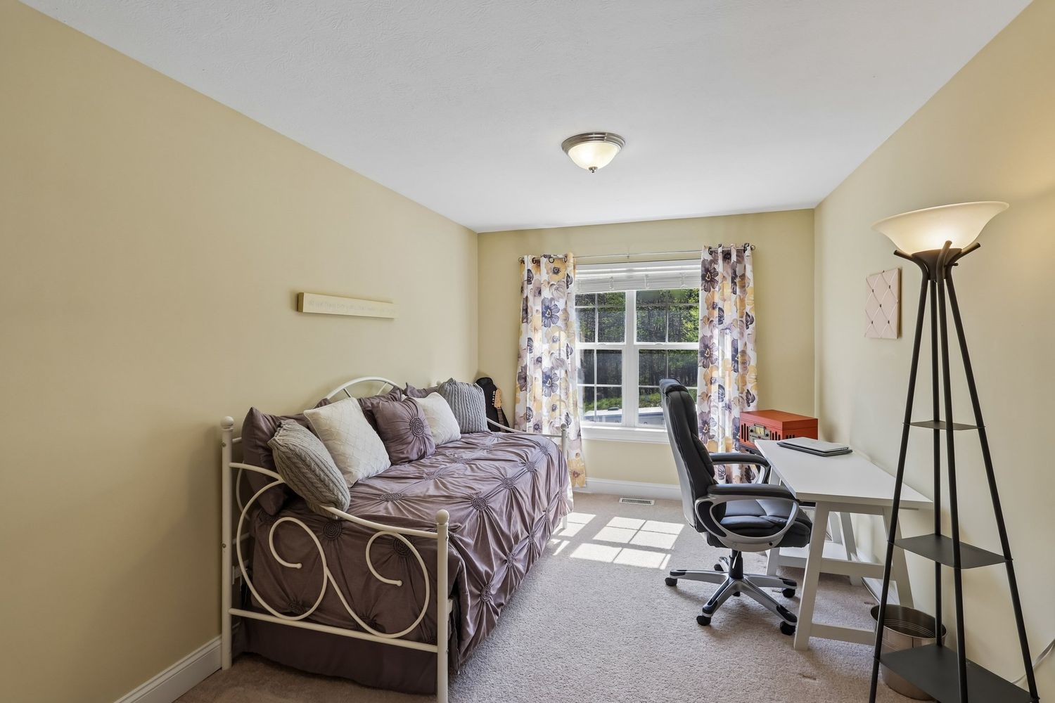 6804 Highland View Drive Parma OH 44134