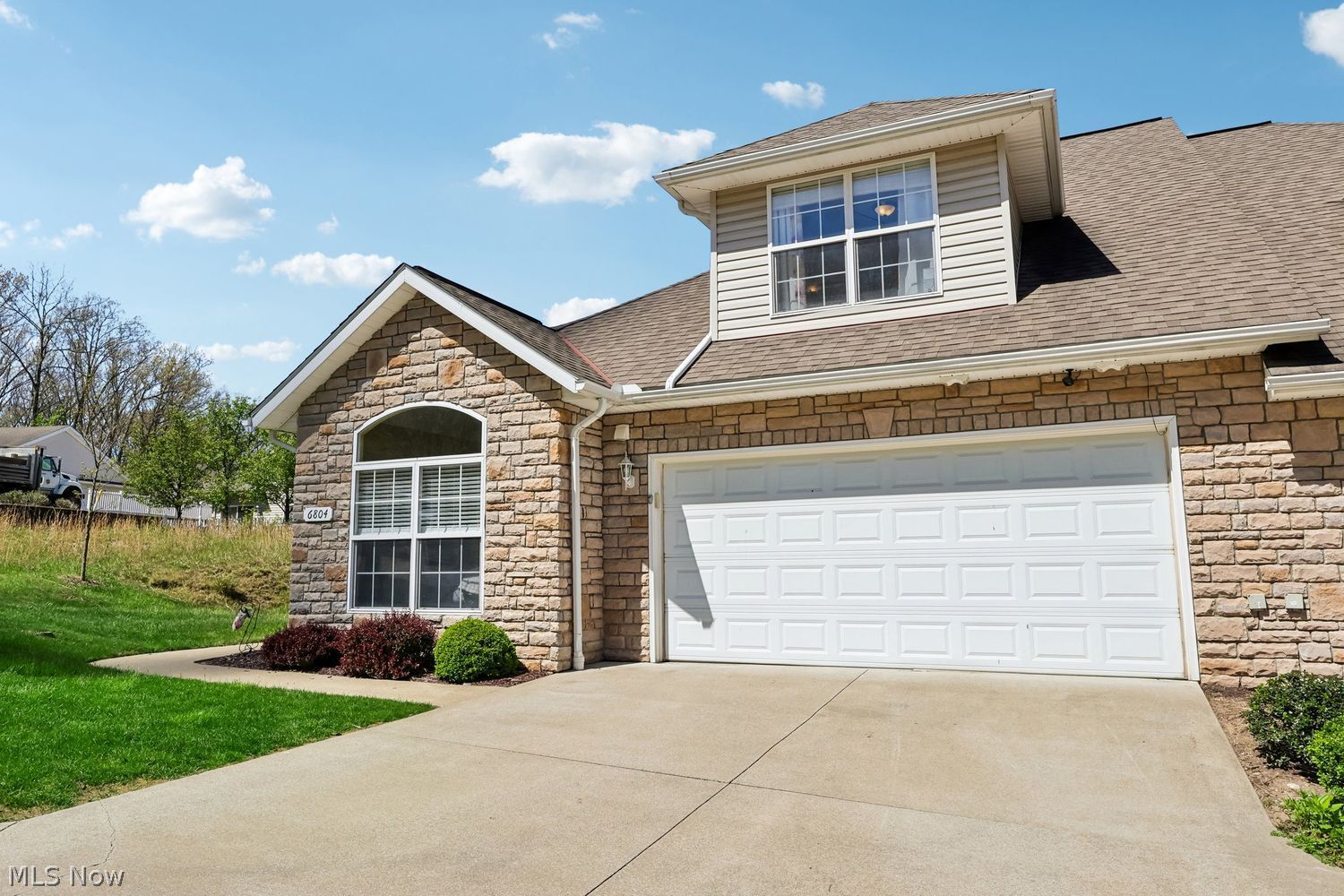 6804 Highland View Drive Parma OH 44134