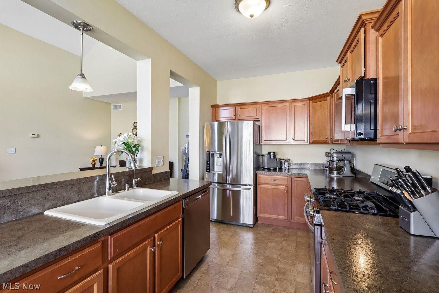 6804 Highland View Drive Parma OH 44134